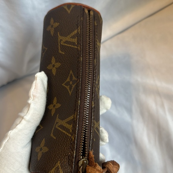 Louis Vuitton Papillon Small Bag Purse: Preloved condition: flaws shown picture - Picture 4 of 7